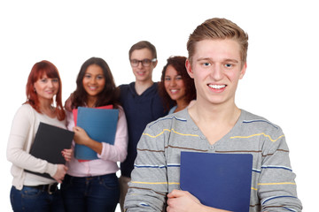 fleißige schülergruppe
