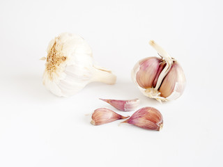 ajos y cabeza de ajos