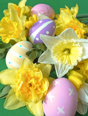 Fototapeta na wymiar Easter Eggs and Daffodils