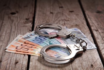 l'occasione fa l'uomo ladro