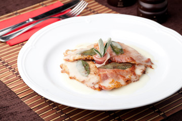 saltimbocca (Salt' im bocca)