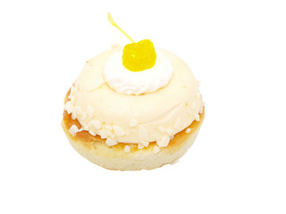 Cream cake, biscuit basket.