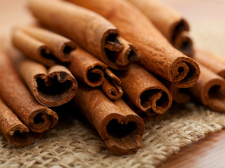 cinnamon sticks