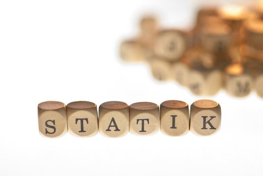 Wort "Statik" aus Buchstabenw&uuml;rfeln, freigestellt, Freisteller