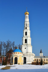 Fototapeta na wymiar Bell Tower and St. Nicholas chapel of the Nicholas Ugreshsky Mon