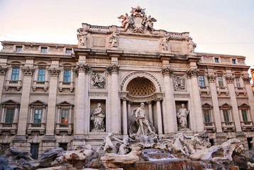 Fototapeta na wymiar Rzym Fontanna di Trevi