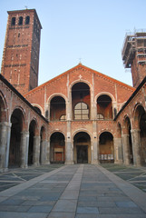 Fototapeta premium Sant'Ambrogio a Milano, Italia