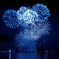 Celebratory blue firework - 39914841
