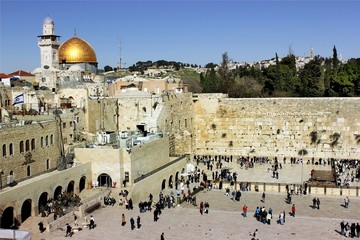 the wailing western wall in Jerusalem © irisphoto1