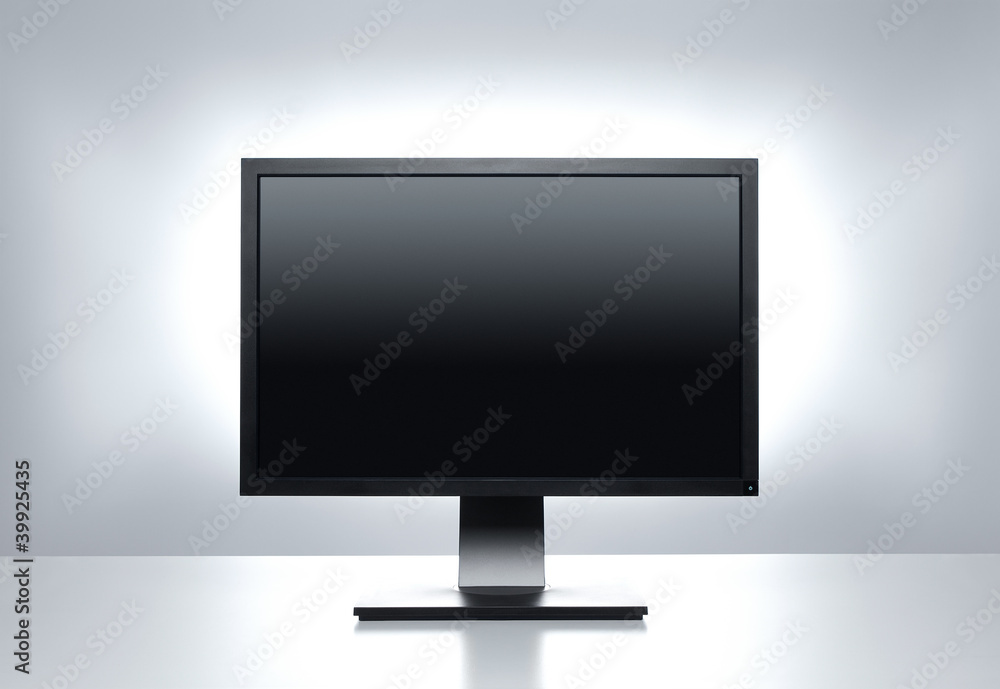 Poster blank computer monitor with clipping path for the screen