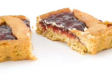 crostata con marmellata di ciliegia