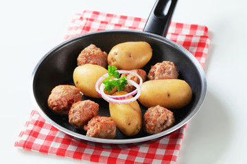 Meatballs and potatoes