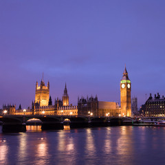 Fototapeta na wymiar Ośnieżonych Westminster
