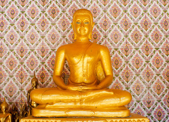 Gold buddha