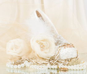 Fototapeta na wymiar wesele ślub róża z buta i paciorki