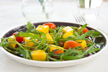 Mango and rocket salad