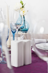 table ready laid