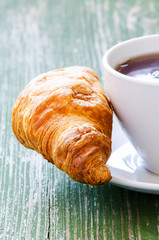 Cofee and croissant © nanisimova