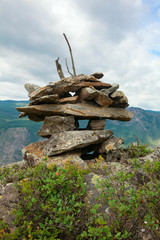 range  stone mount