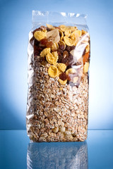 Pack of muesli (Dry breakfast, mixture of corn flakes and dried