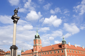 Obraz premium historical kings palace towers in Warsaw