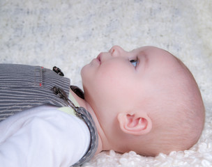 beau bébé de profil © Magalice
