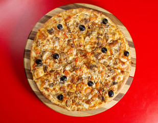 Pizza with ginger beef