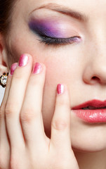 Naklejka premium close-up of beautiful girl