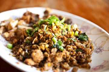 Spicy minced meat salad