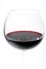 Glas mit Rotwein