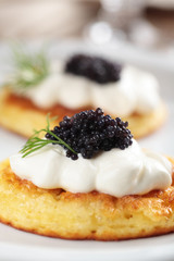 Blinis with caviar - 40074625