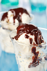 vanilla ice cream with chocolate