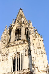 Fototapeta na wymiar Turm des Domes in Regensburg