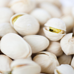 shelled pistachio