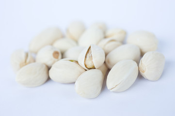 shelled pistachio
