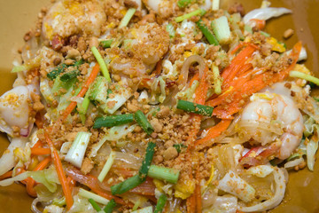 Pad thai with seafood