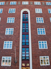Obraz premium Red tile building