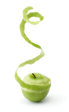 peeling green apple
