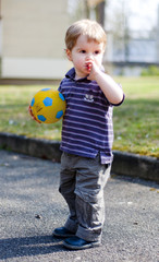 Enfant au ballon