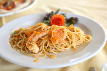 spaghetti with shrimp