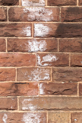 Feuchte Sandsteinwand