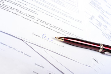 signing contract