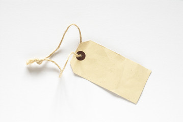Plain brown tag