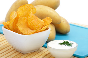 Potato chips with sour cream