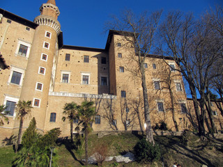 Fototapeta na wymiar Pałac Książęcy w Urbino, Włochy