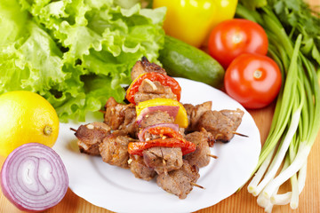 Grillead maet and vegetables