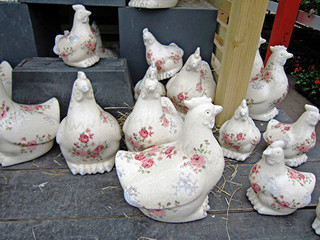 porcelain chicken