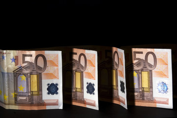 emerge el dinero