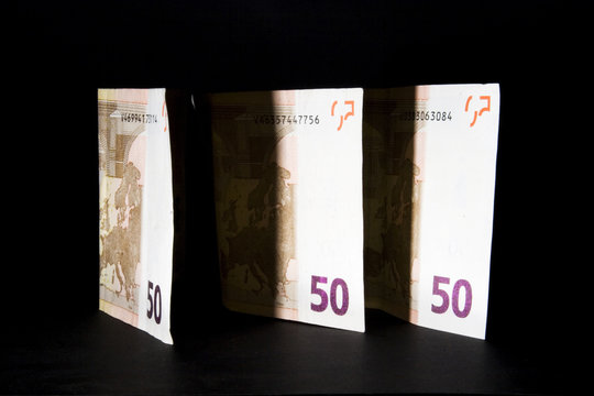 salen los billetes de cincuenta