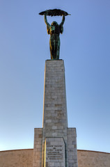 Obraz premium Statue of Liberty, Gellert hill, Budapest, Hungary